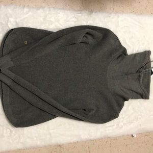 Long sleeve pull shirt